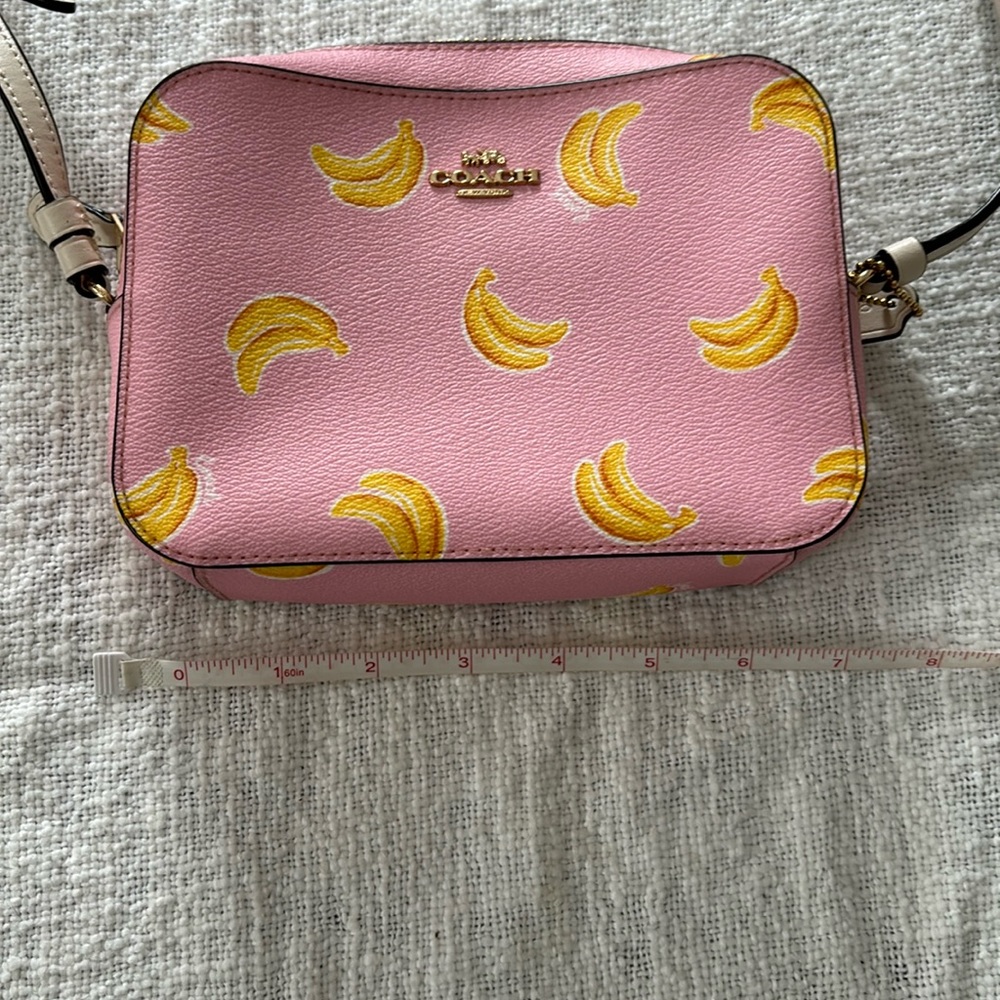 Like new 5by7 coach.